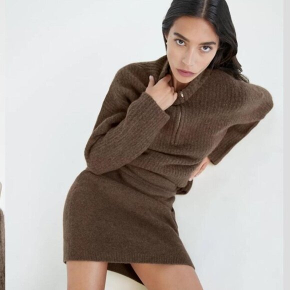 Aritzia Babaton Charter Sweater Chocolate Brown size XS - Picture 1 of 6
